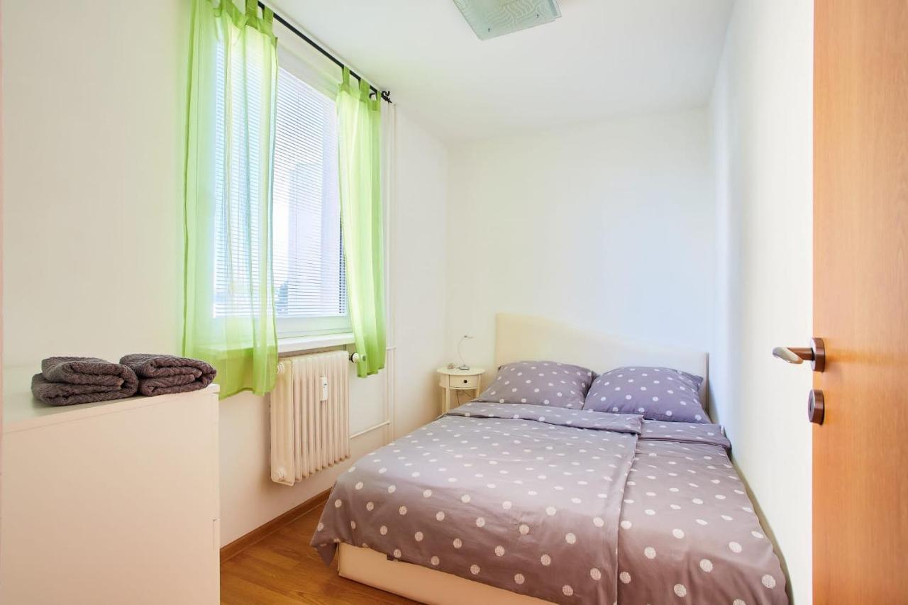 Apartman Ortenova 74 กุตนาฮอรา ภายนอก รูปภาพ
